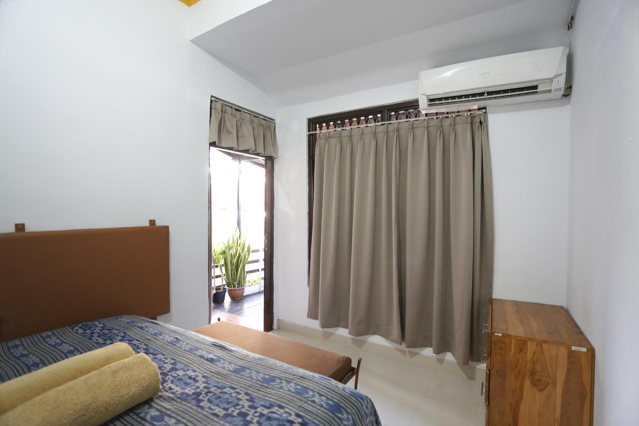 Gustav Bali Homestay And Massage Sanur Esterno foto