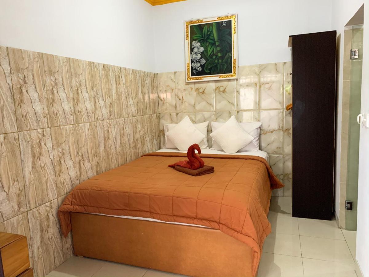 Gustav Bali Homestay And Massage Sanur Esterno foto